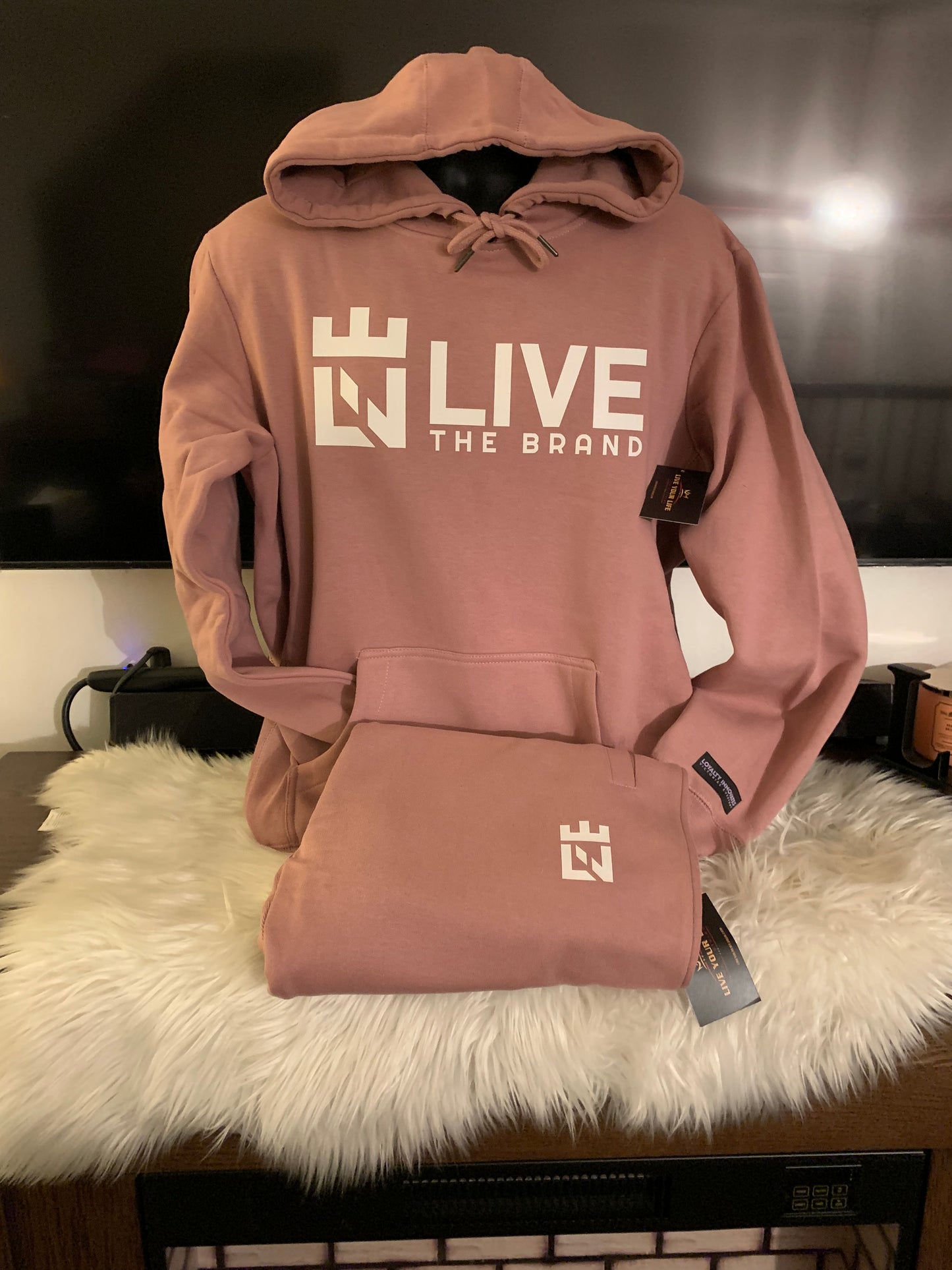 LIVE THE BRAND LAVENDER 2 PEICE SWEATSUIT